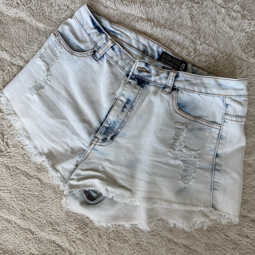 BOGO 🔥 Jean shorts high waisted